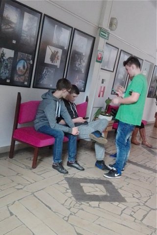 04